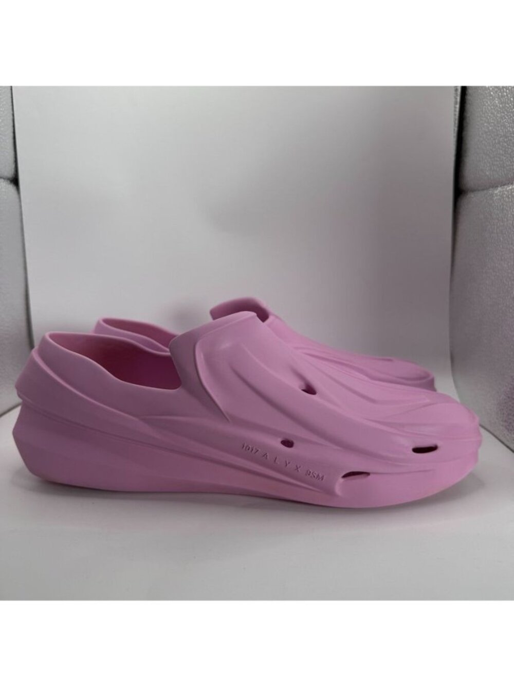 1017 Alyx 9SM Mono Slip-On Clogs Pink Size 41 Lightweight Rubber Shoes